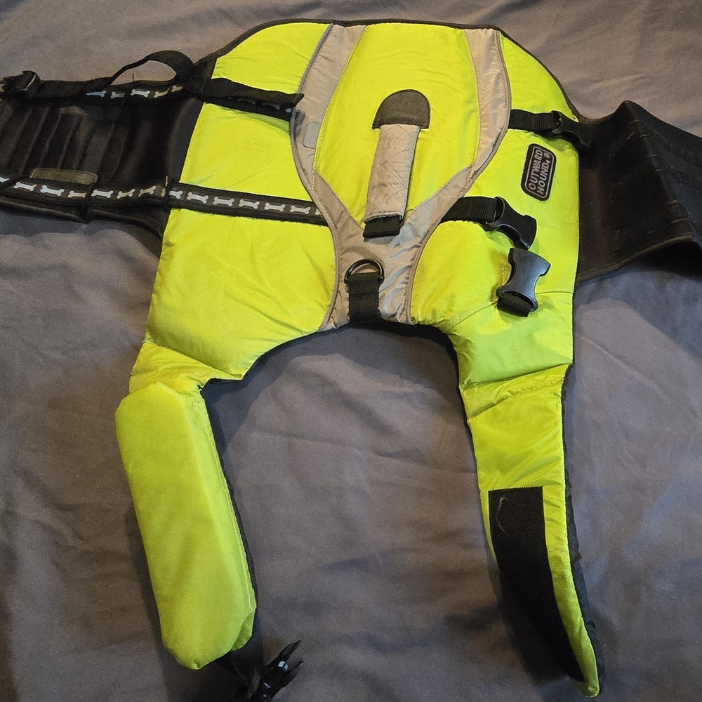 Outward Hound Neon Green Dog Harness - Picture 2 of 5